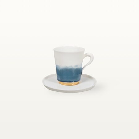 Kleine Tasse und Unterteller aus Porzellan - Blau