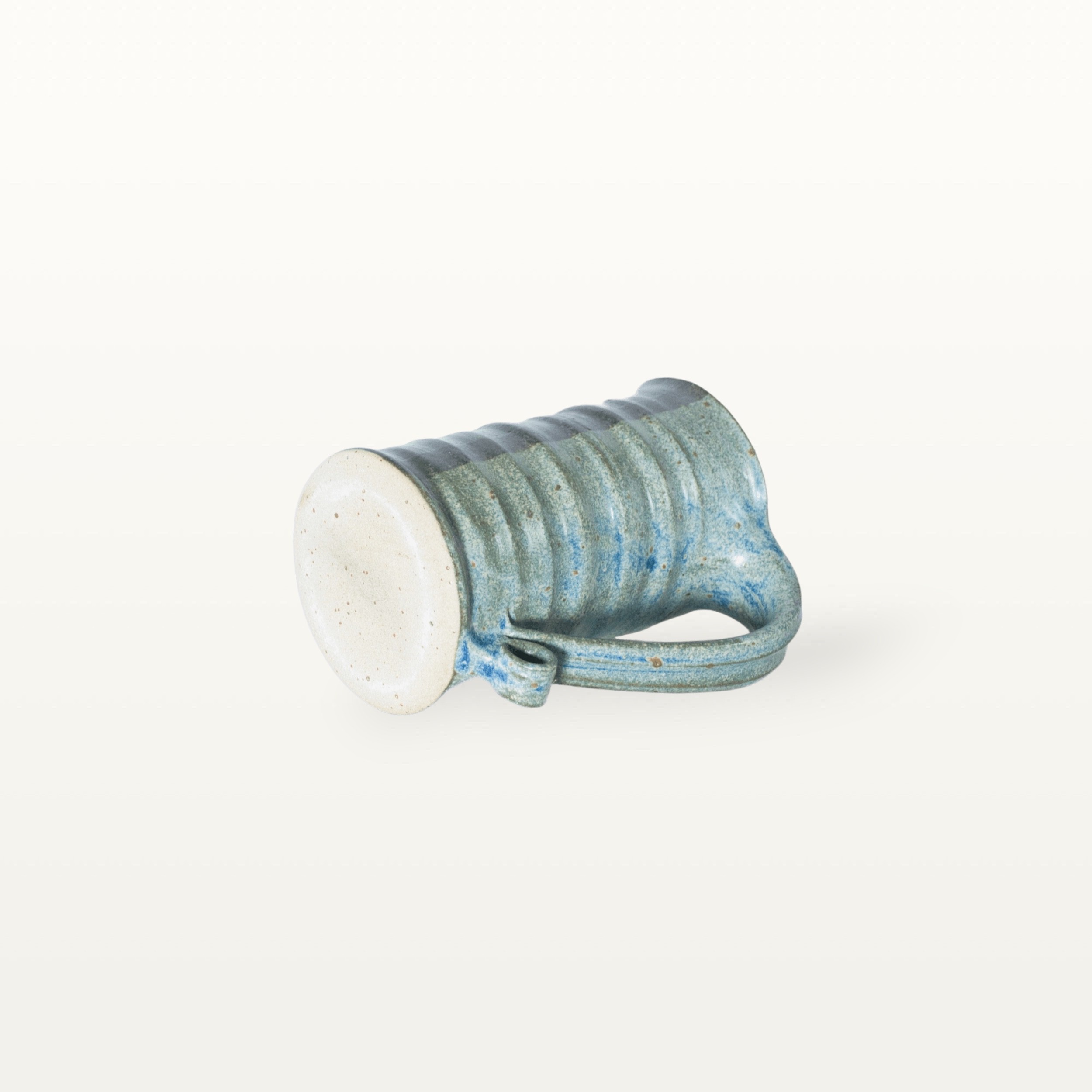 Gerade, hohe Keramiktasse - blau und schwarz 5 Gerade, hohe Keramiktasse - blau und schwarz – Bild 5