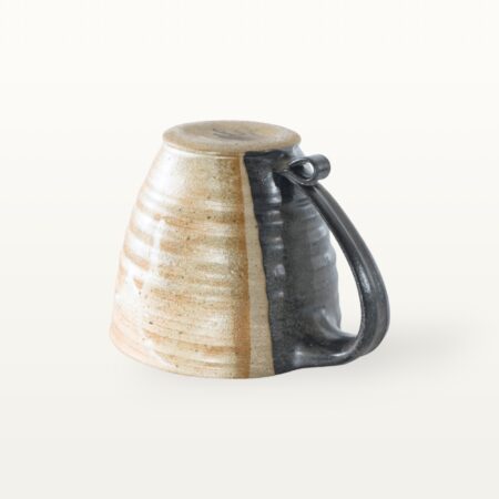 Große bauchige Tasse mit schmalem Fuß - weiß und schwarz – Bild 3