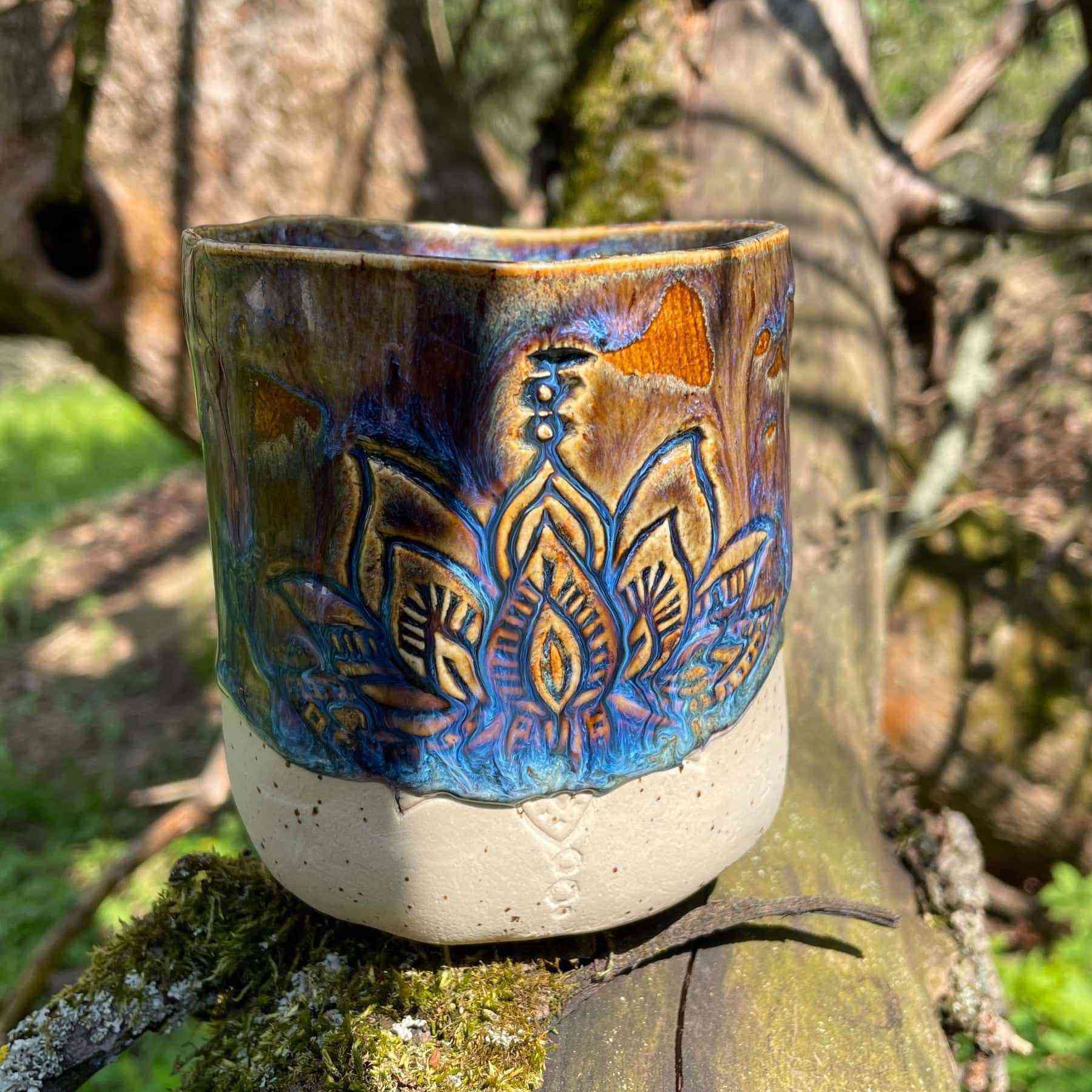 getöpferter Becher Lotus - Blau 5 getöpferter Becher Lotus - Blau – Bild 5