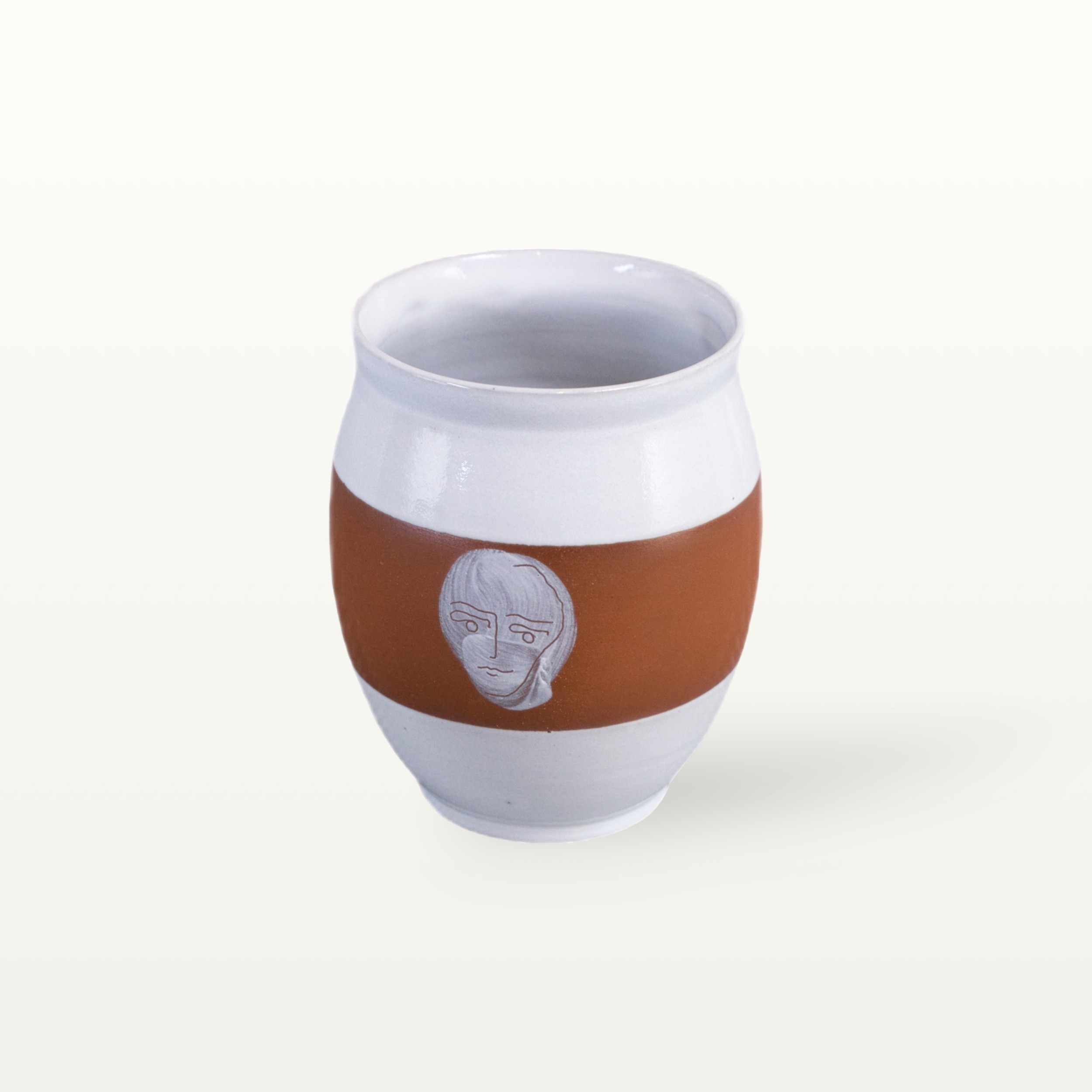 Alternative view of Bauchige Tasse "Gesichtspunkte" - Terrakottaband