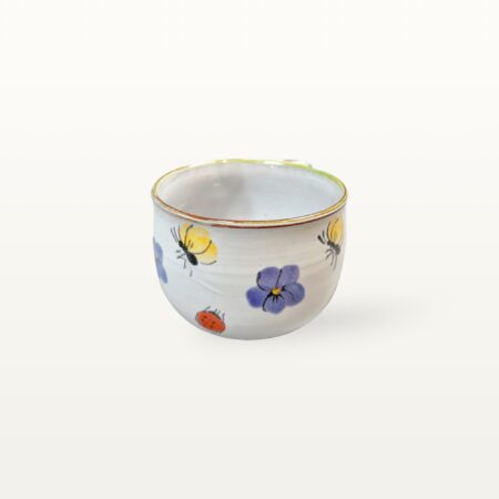 Kaffeetasse mit schöner Insekten- und Blumenmalerei – Bild 2