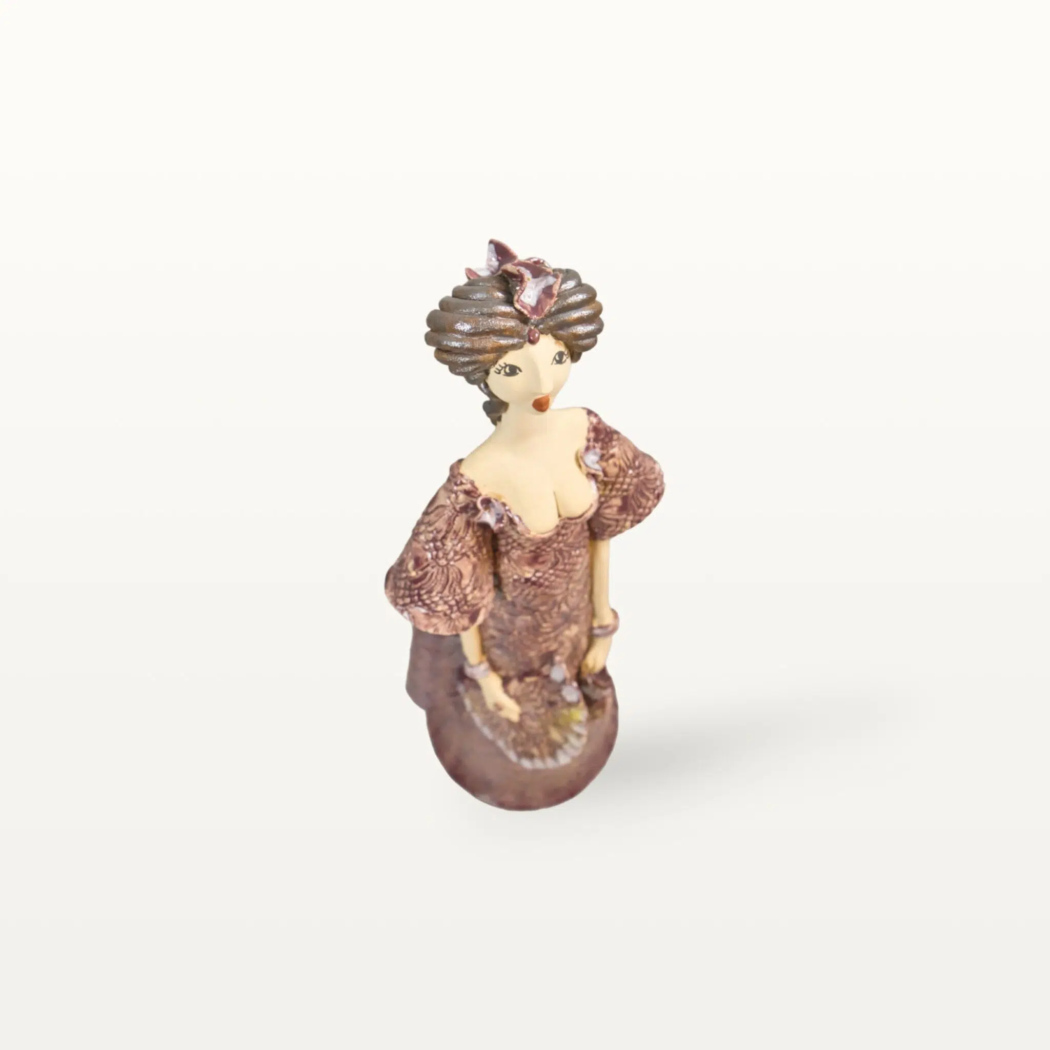 Elegante Frau als Keramik Figur im lila Kleid 4 Elegante Frau als Keramik Figur im lila Kleid – Bild 4