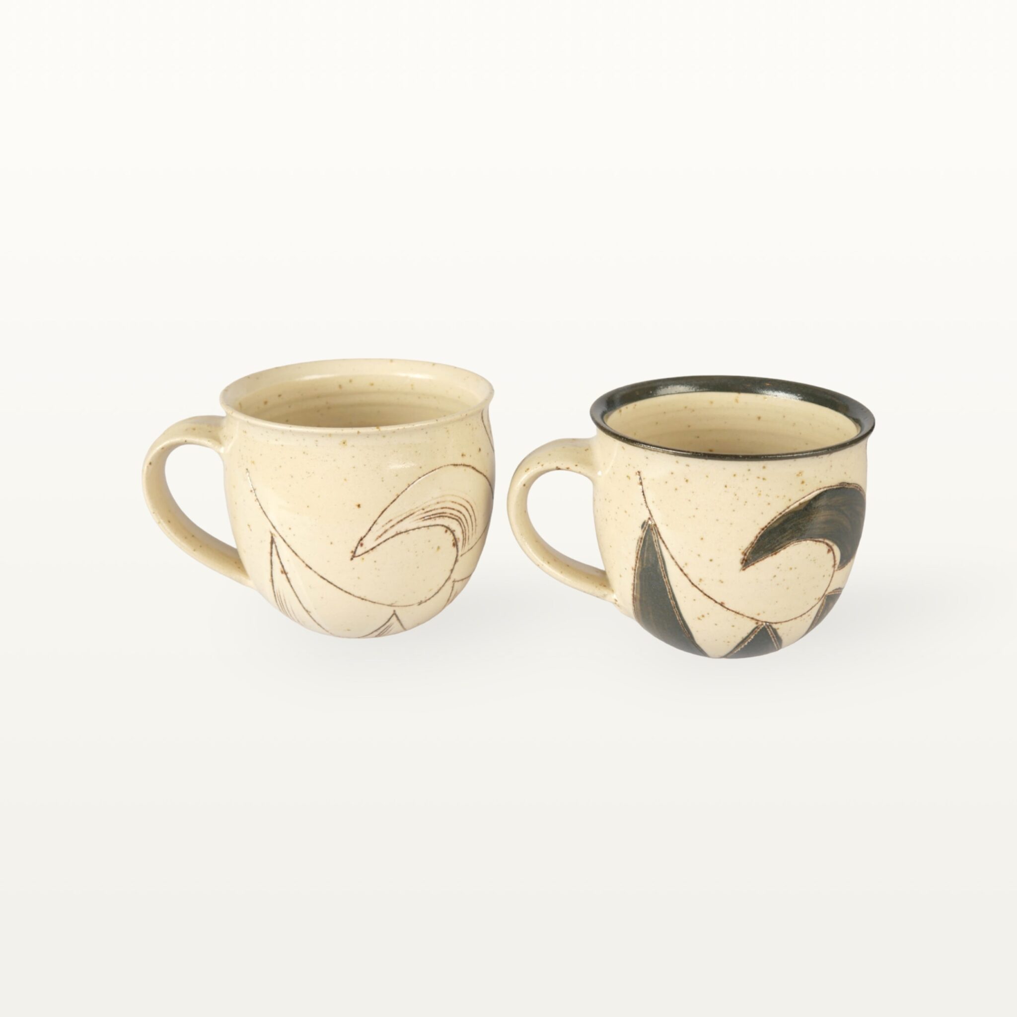 Bauchige Tasse "Schmunzelkatze" - Weiß 3 Bauchige Tasse "Schmunzelkatze" - Weiß – Bild 3