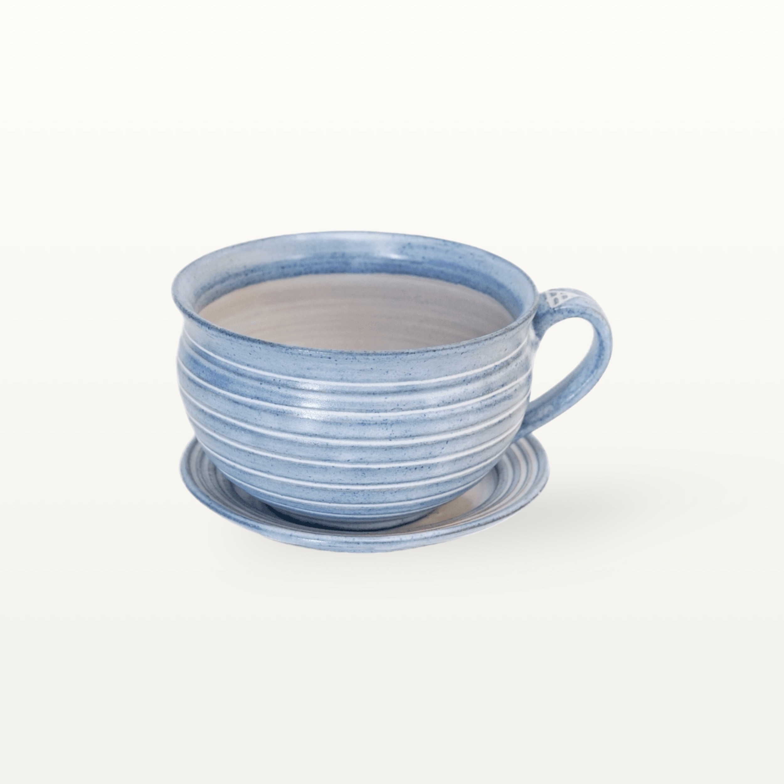 Bauchige Tasse mit Untertasse "Feinstrich Blau" 1 Bauchige Tasse mit Untertasse "Feinstrich Blau"