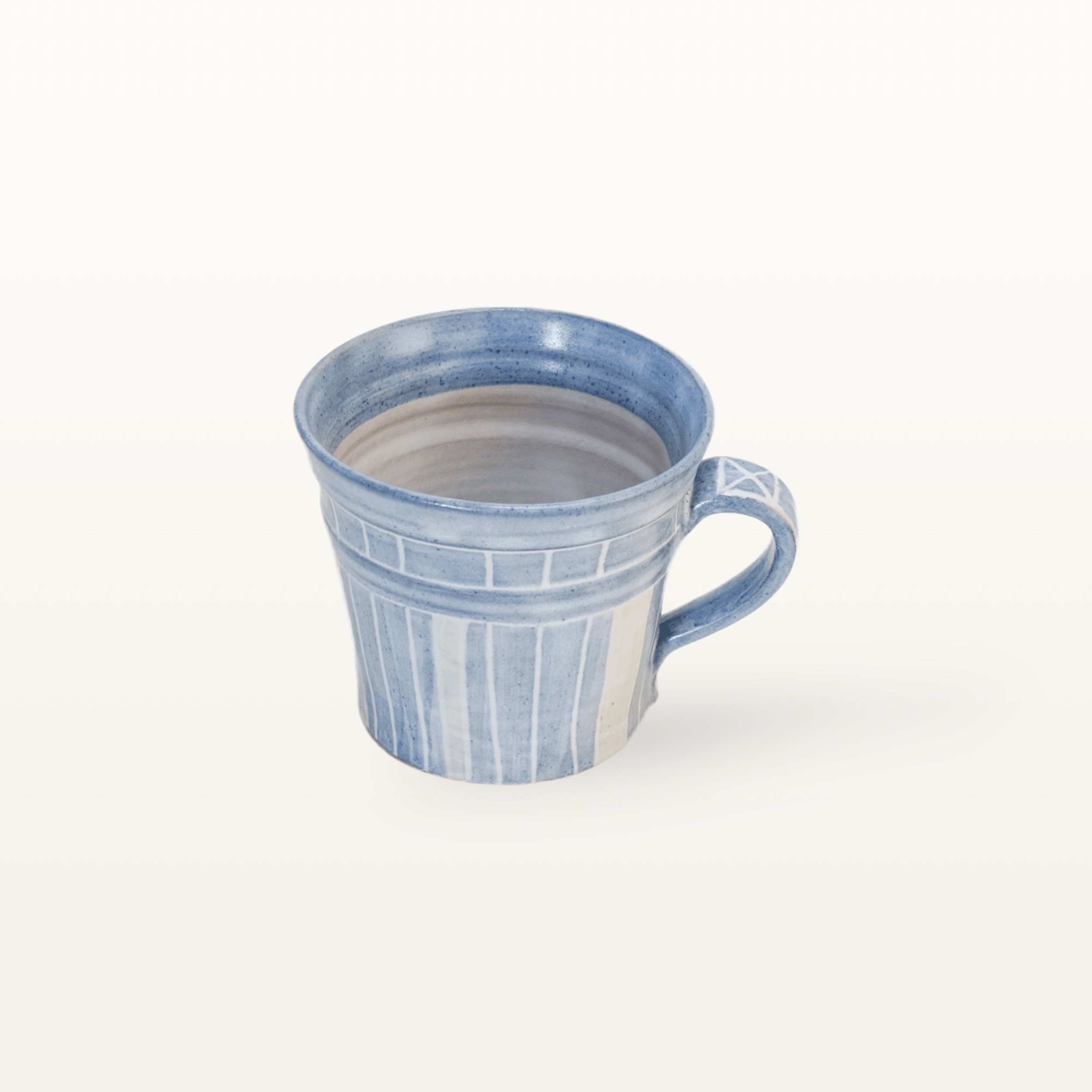 Konische Tasse "Feinstrich Blau" - breite Streifen